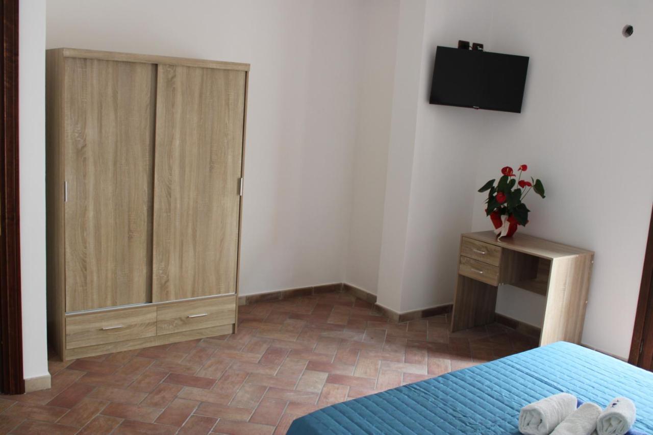 B&B Casa Giuliana Balestrate Exteriör bild