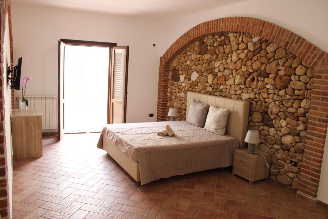 B&B Casa Giuliana Balestrate Exteriör bild