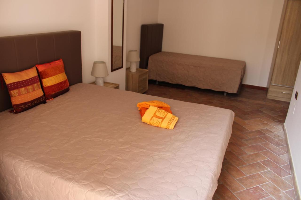 B&B Casa Giuliana Balestrate Exteriör bild