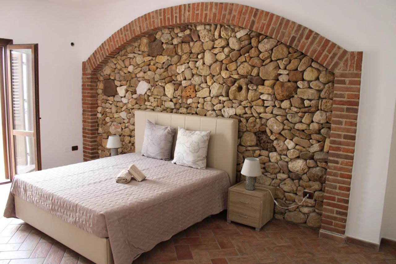 B&B Casa Giuliana Balestrate Exteriör bild