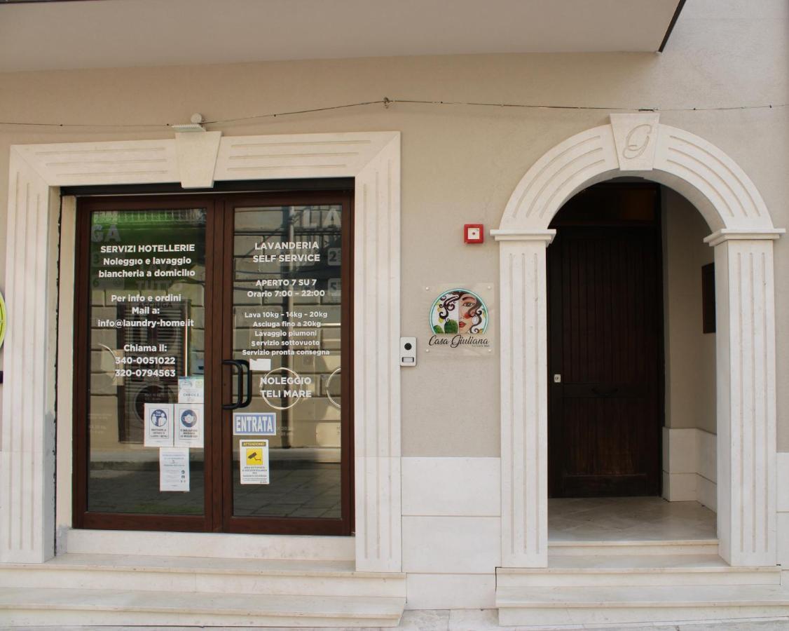 B&B Casa Giuliana Balestrate Exteriör bild
